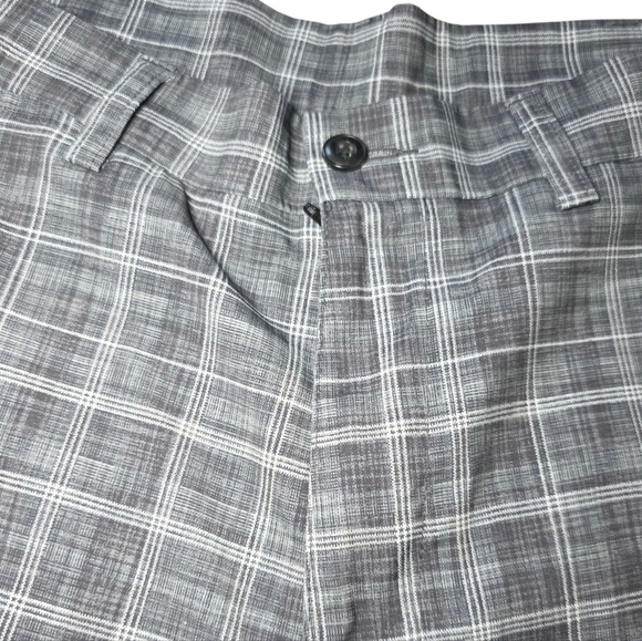 PGATour Men's Flat Front Golf Shorts, Color Caviar, Size 32 - Picture 2 of 10